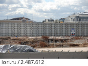 Москва. Пустырь на месте гостиницы "Россия" (2010 год). Редакционное фото, фотограф lana1501 / Фотобанк Лори