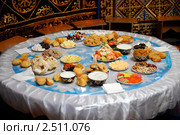 Казахский дастархан (Праздничное застолье) (2009 год). Стоковое фото, фотограф Юлия Врублевская / Фотобанк Лори
