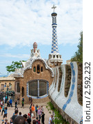 Парк Гуэль (Park Guell). Барселона. Испания (2011 год). Редакционное фото, фотограф E. O. / Фотобанк Лори
