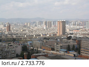 Вид на город Куньмин, столицу провинции Юньнань, Китай (Kunming, Yunnan, China) (2011 год). Стоковое фото, фотограф Vladislav Osipov / Фотобанк Лори