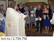 Чтение молитвы перед крещением (2011 год). Редакционное фото, фотограф Кекяляйнен Андрей / Фотобанк Лори