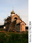 Строительство сельского храма. Беларусь. В районе Борисова. (2010 год). Стоковое фото, фотограф Павел Красихин / Фотобанк Лори
