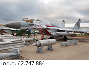 Выставка боевого вооружения многоцелевого истребителя МИГ-35 на авиасалоне МАКС 2011, Жуковский, Россия. Редакционное фото, фотограф Николай Винокуров / Фотобанк Лори