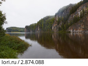 Дождливый день. р. Вишера. Стоковое фото, фотограф Павел Спирин / Фотобанк Лори