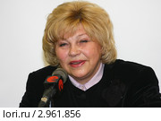 Заслуженная артистка РСФСР Елена Драпеко (2011 год). Редакционное фото, фотограф Александр Тарасенков / Фотобанк Лори