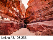 Вид на каньон Хазали в пустыне Вади Рам, Иордания (2011 год). Стоковое фото, фотограф Николай Винокуров / Фотобанк Лори