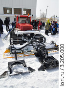 Заводоуковск. Ратрак на стадионе (2011 год). Редакционное фото, фотограф Александр Тараканов / Фотобанк Лори