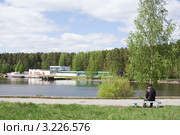 Зона отдыха с лодочной станцией в городе Заречном, Свердловская область (2008 год). Стоковое фото, фотограф Солодовникова Елена / Фотобанк Лори