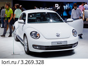 Автомобиль Фольксваген Битл на 64-м Франкфуртском автосалоне (2011 год). Редакционное фото, фотограф Sergey Borisov / Фотобанк Лори