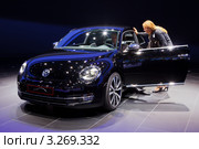 Автомобиль Фольксваген Битл на 64-м Франкфуртском автосалоне (2011 год). Редакционное фото, фотограф Sergey Borisov / Фотобанк Лори