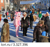 Покемоны в толпе (2012 год). Редакционное фото, фотограф Анатолий Матвейчук / Фотобанк Лори