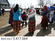 Хоровод (2012 год). Редакционное фото, фотограф Марина Шатерова / Фотобанк Лори