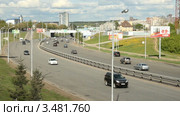 Уфа, проспект Салавата, выезд из города. Трафик (2012 год). Редакционное видео, видеограф Mikhail Erguine / Фотобанк Лори