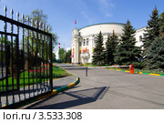 Здание префектуры Южного административного округа, г. Москва (2012 год). Стоковое фото, фотограф Вячеслав Палес / Фотобанк Лори