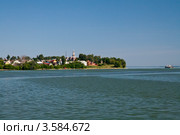Вид с Волги на г. Чкаловск (2011 год). Стоковое фото, фотограф Кучкаев Марат / Фотобанк Лори