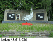 Кохма. Памятник защитникам Родины в годы Великой Отечественной войны 1941-1945 (2012 год). Редакционное фото, фотограф Василий Пешненко / Фотобанк Лори