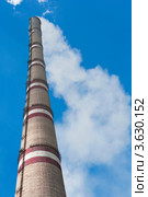 Самая высокая дымовая труба в мире (2012 год). Стоковое фото, фотограф Юлия Врублевская / Фотобанк Лори