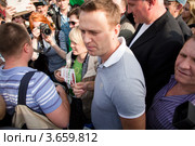 Оппозиционер Алексей Навальный участвует в "Марше миллионов" в центре города Москвы, Россия (2012 год). Редакционное фото, фотограф Николай Винокуров / Фотобанк Лори