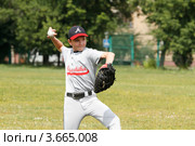 Бейсбол, отбивающий игрок (2012 год). Редакционное фото, фотограф Дмитрий Неумоин / Фотобанк Лори
