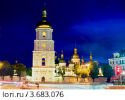 Киев, Софийский собор вечером (2012 год). Стоковое фото, фотограф ИВА Афонская / Фотобанк Лори