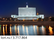 Белый дом (2012 год). Стоковое фото, фотограф Игорь Долгов / Фотобанк Лори
