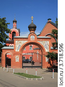 Храм Успения Пресвятой Богородицы в Красногорске (2012 год). Стоковое фото, фотограф Игорь Веснинов / Фотобанк Лори