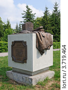 Город Ишим. Памятник Бородинскому хлебу (2012 год). Редакционное фото, фотограф Александр Тараканов / Фотобанк Лори