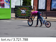 Не привычно. Руль внизу (2012 год). Редакционное фото, фотограф Галина Никифорова / Фотобанк Лори