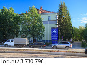 Нытвенский металлургический завод в городе Нытва. Пермский край. Россия (2012 год). Редакционное фото, фотограф Андрей Щекалев (AndreyPS) / Фотобанк Лори