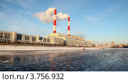 ТЭС на Москве-реке (2011 год). Стоковое видео, видеограф Losevsky Pavel / Фотобанк Лори