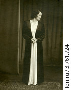 Гордая женщина. 1930-е годы. Стоковое фото, фотограф Михаил Ворожцов / Фотобанк Лори