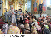 Праздничная литургия в день знаний 1 сентября 2012 года в Коломне. Редакционное фото, фотограф Дмитрий Неумоин / Фотобанк Лори