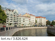 Набережная реки Карповки. Санкт-Петербург (2012 год). Редакционное фото, фотограф Александр Щепин / Фотобанк Лори