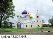 Храм святого благоверного князя Игоря Черниговского в Переделкине (2012 год). Стоковое фото, фотограф Юрий Шурчков / Фотобанк Лори
