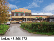 Мотель "Уют" на въезде в Пудож (2012 год). Редакционное фото, фотограф Александр Романов / Фотобанк Лори