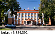 Зеленодольск, Республика Татарстан, здание администрации города (2012 год). Стоковое фото, фотограф Александр Журавлев / Фотобанк Лори