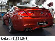 Автомобили BMW M6 Coupe (2012 год). Редакционное фото, фотограф Михаил Рыбачек / Фотобанк Лори