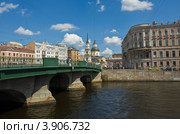 Санкт-Петербург, церковь Анны Пророчицы и Сименона Богоприимца, 1731-1734, арх. М. Г. Земцов, набережная реки Фонтанки, барокко, и мост Белинского (2012 год). Редакционное фото, фотограф ИВА Афонская / Фотобанк Лори