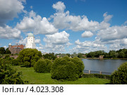 Средневековый замок на Замковом острове. Выборг, Ленинградская область. (2007 год). Редакционное фото, фотограф Моисеева Галина / Фотобанк Лори
