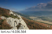 Движение облака на горе. Пещерный город Эски-Кермен, Крым, Украина VI-XIV вв.(таймлапс) (2012 год). Стоковое видео, видеограф Артем Поваров / Фотобанк Лори