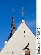Фронтон городской ратуши. Таллин (2012 год). Стоковое фото, фотограф Александр Щепин / Фотобанк Лори