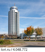 Бизнес центр. Набережные Челны (2012 год). Редакционное фото, фотограф Андрей Ижаковский / Фотобанк Лори