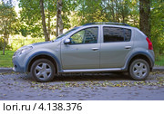 Автомобиль Renault Sandero Stepway (2012 год). Редакционное фото, фотограф Тарановский Д. / Фотобанк Лори