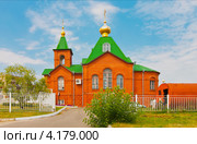 Церковь Рождества Христова в  городе Луховицы (2012 год). Стоковое фото, фотограф Зобков Юрий / Фотобанк Лори