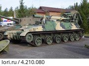 2С4 "Тюльпан" - советская 240-мм самоходная минометная установка. Город Нижний Тагил, ретро-техника на полигоне "Старатель" Нижнетагильского института испытания металлов (НТИИМ) во время выставки "Оборона и защита 2012" Редакционное фото, фотограф Игорь Долгов / Фотобанк Лори