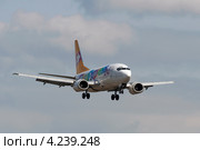 Самолёт Боинг B737 в полёте (2012 год). Редакционное фото, фотограф Андрей Радченко / Фотобанк Лори