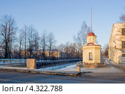 Павильон мареографа кронштадтского футштока. Кронштадт (2012 год). Стоковое фото, фотограф Александр Щепин / Фотобанк Лори
