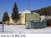 Капитальный ремонт с пристроем. Детский сад в городе Заводоуковске (2012 год). Стоковое фото, фотограф Анатолий Матвейчук / Фотобанк Лори