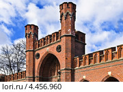 Росгартенские ворота (нем. Rossgärter Tor)  - немецое оборонительное сооружение. Калининград (до 1946 года Кёнигсберг), Россия (2013 год). Стоковое фото, фотограф Сергей Трофименко / Фотобанк Лори