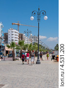 На набережной Финикудес. Ларнака, Кипр (2012 год). Редакционное фото, фотограф Виктор Карасев / Фотобанк Лори